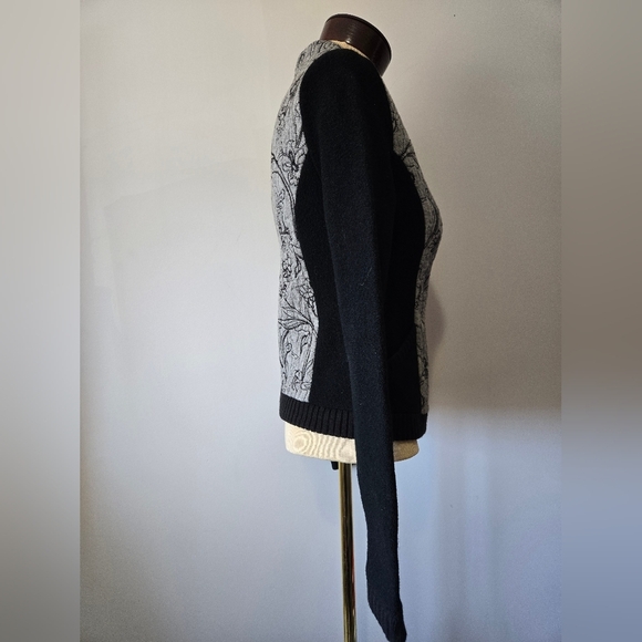 KNITTED & KNOTTED ANTHROPOLOGIE NWT Floral Embroidered Black/Gray Sweater Jacket - Picture 6 of 16
